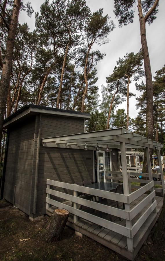 Domki U Huberta Miedzywodzie Exterior photo